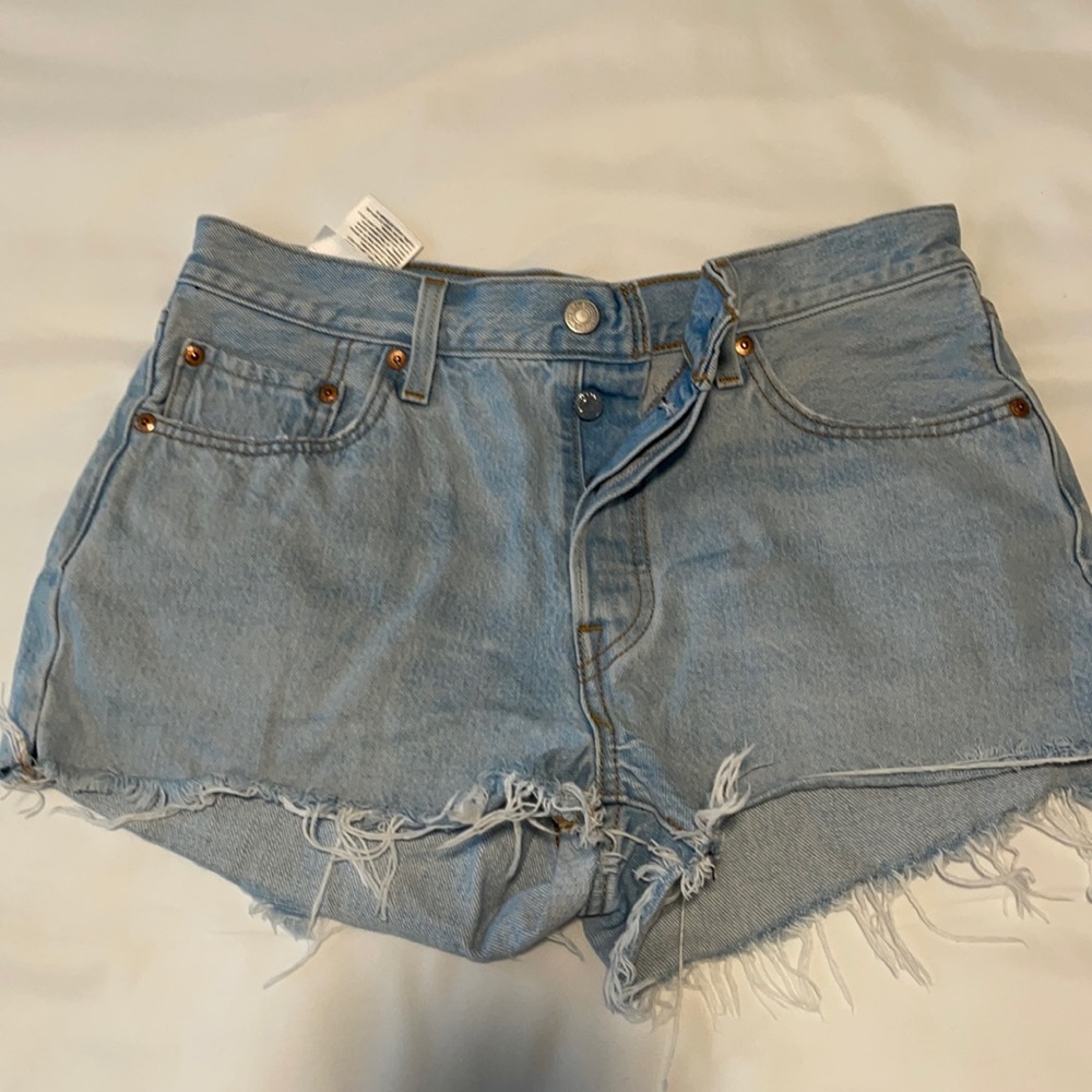 Light Wash Levi 501 shorts